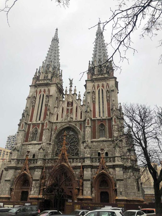 Апартаменты Дворец Украины С Круглой Кроватью Kiev Exteriör bild